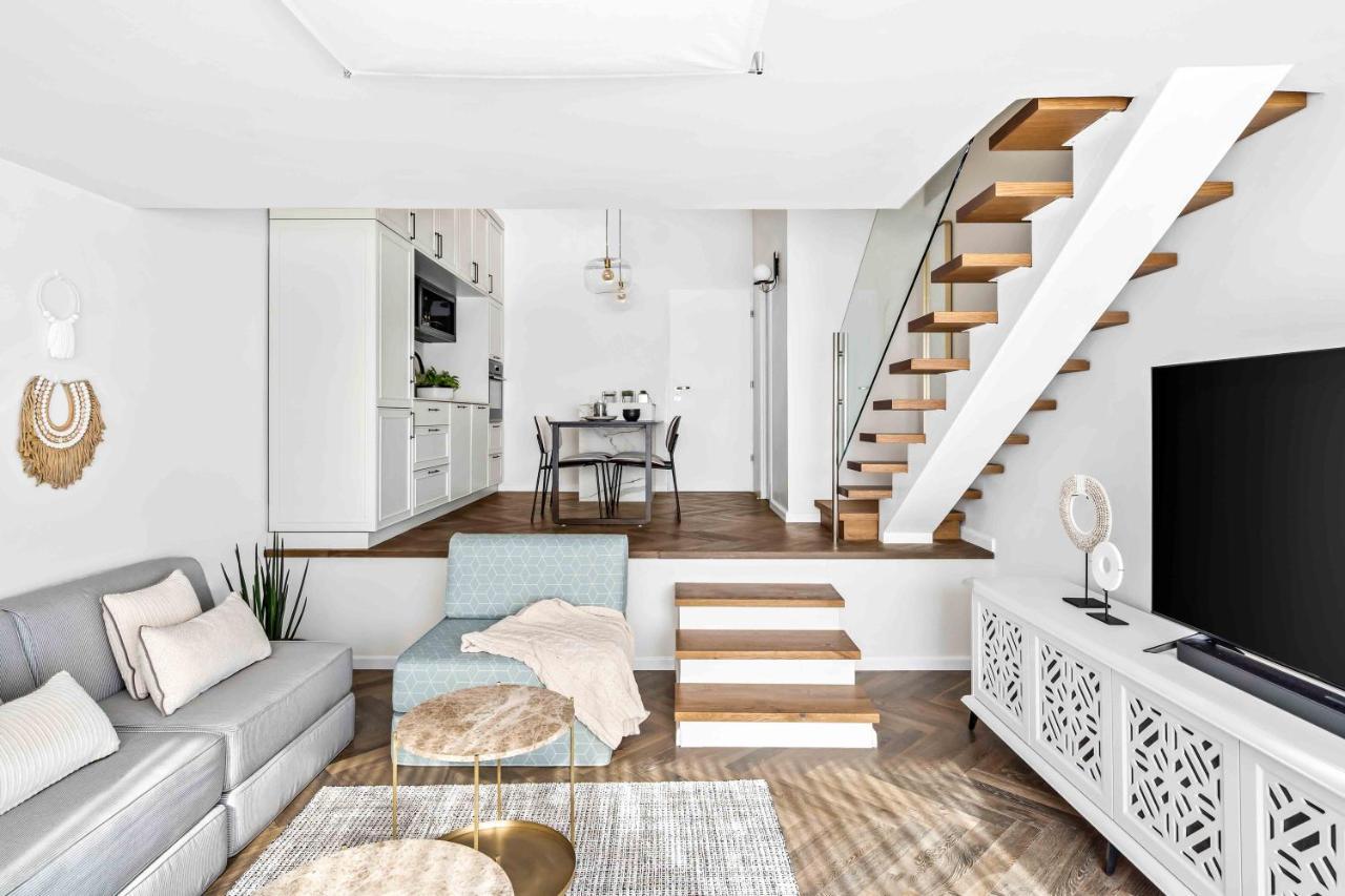 Elegant Duplex With Parking By Beachfront Stay Herzelia Exteriör bild