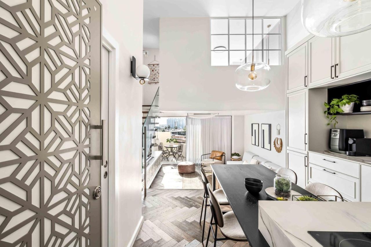 Elegant Duplex With Parking By Beachfront Stay Herzelia Exteriör bild