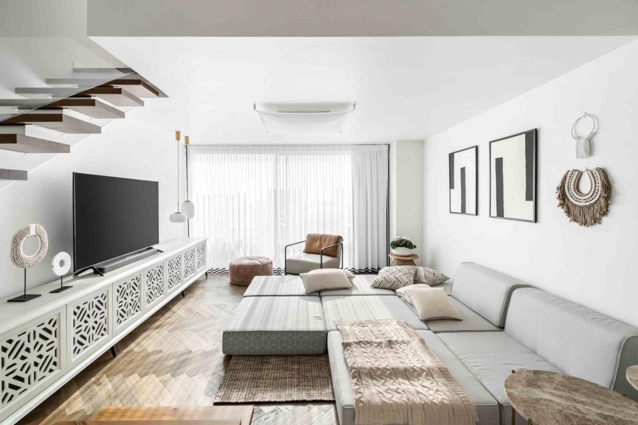 Elegant Duplex With Parking By Beachfront Stay Herzelia Exteriör bild