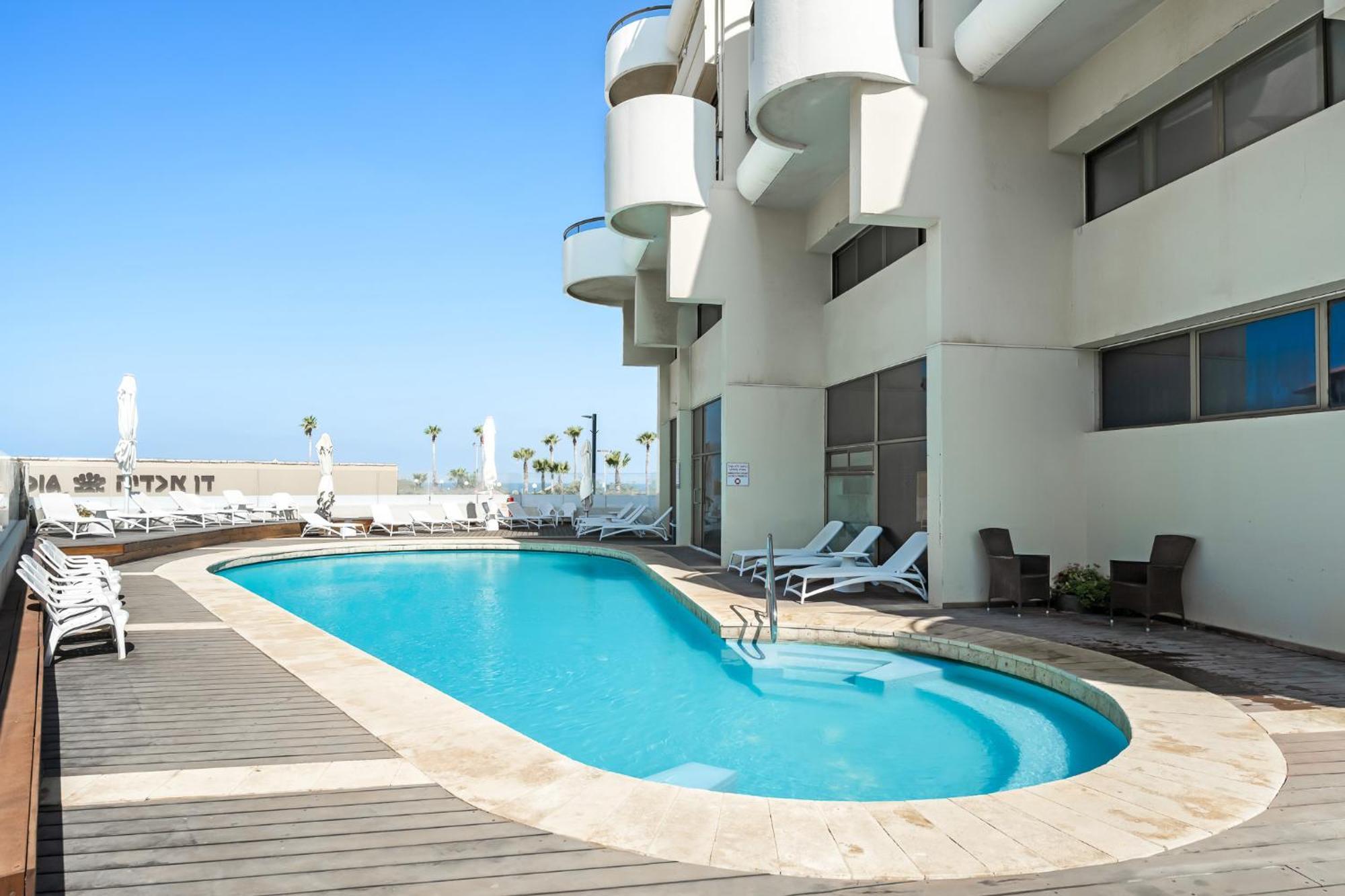 Elegant Duplex With Parking By Beachfront Stay Herzelia Exteriör bild